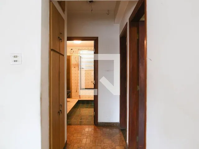 Imagem 16: Esta impressionante casa oferece tudo que você precisa para viver com conforto e estilo