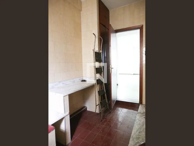 Imagem 15: Esta impressionante casa oferece tudo que você precisa para viver com conforto e estilo