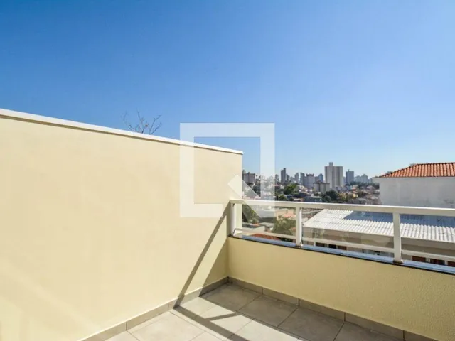 Imagem 11: Localizado no charmoso bairro da Vila Alice, este apartamento oferece uma combinação
