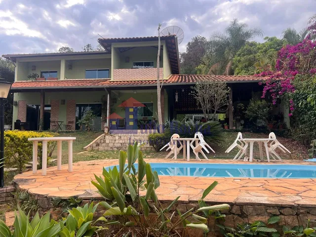 Imagem 1: MARAVILHOSA CASA AMPLA COM EDÍCULA À VENDA NO CONDOMÍNIO QUINTAS BELA VISTA!