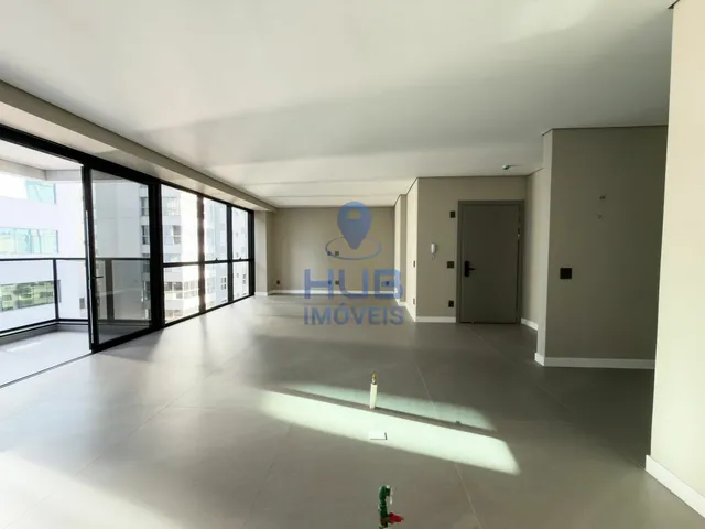 Imagem 15: Diferenciado com 4 Dormitórios À Venda Sendo 4 Suítes, 255.5 M² por - R$ 8.100.000,00 - Centro - Bal. Camboriú/Sc
