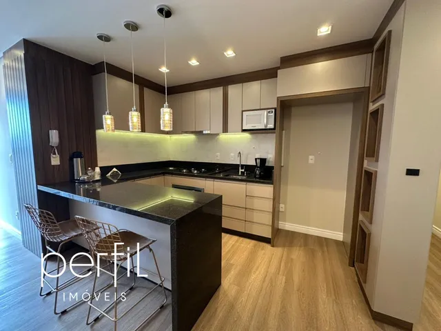 Imagem 2: Apartamento Semi-mobiliado à venda na Anita Garibaldi, Joinville-SC: 2 suítes e 2