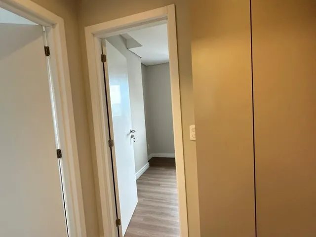 Imagem 4: Apartamento Semi-mobiliado à venda na Anita Garibaldi, Joinville-SC: 2 suítes e 2
