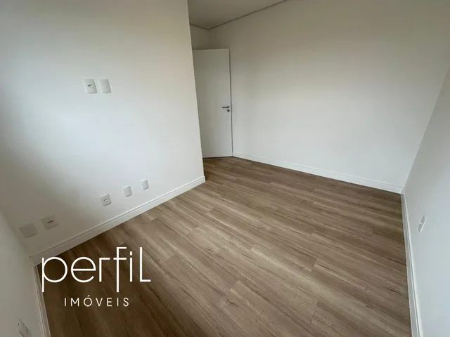 Imagem 16: Apartamento à venda em Joinville-SC, bairro Anita Garibaldi: 2 suítes, 2 vagas de