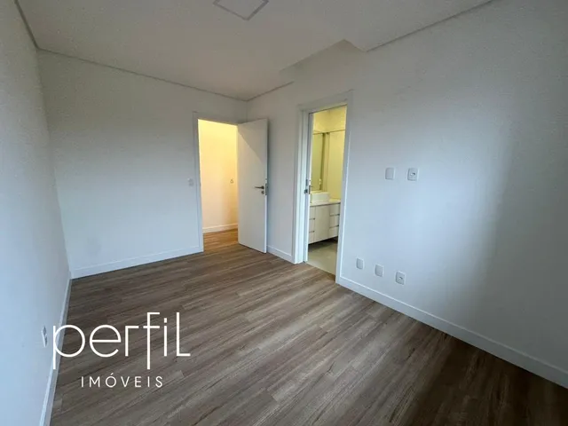 Imagem 14: Apartamento de 3 quartos com 1 suíte, 2 demi-suítes e 2 vagas de garagem à venda em