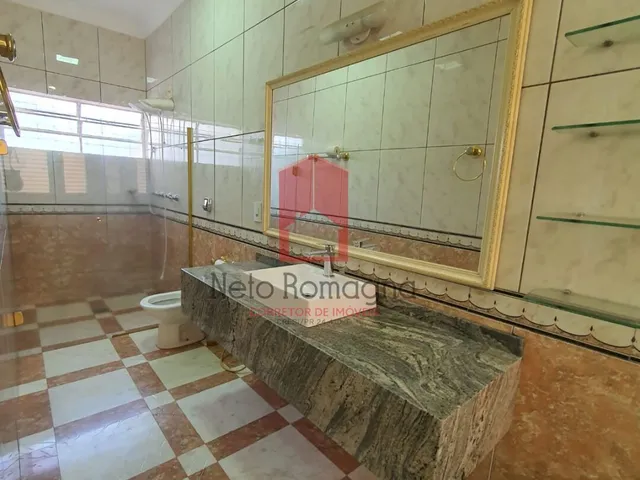 Imagem 12: Casa com piscina