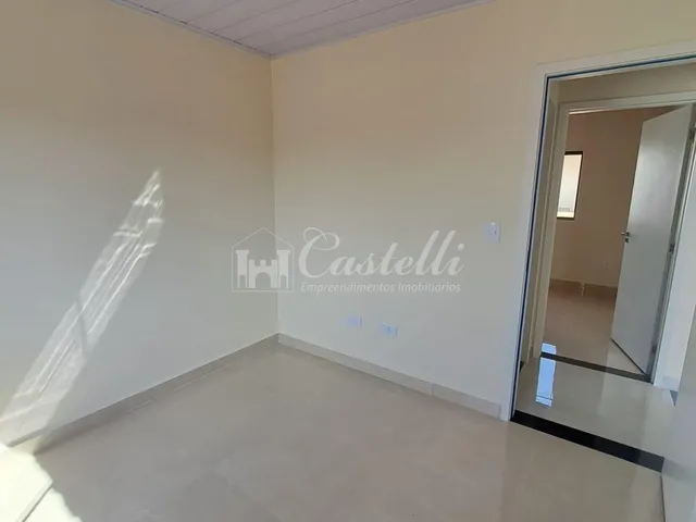 Imagem 9: Casa para à venda, no Bairro Uvaranas, em PONTA GROSSA - PR