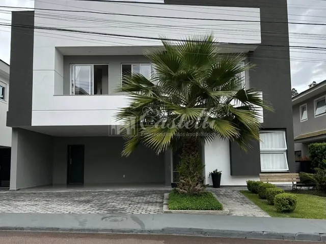 Imagem: Casa em alto padrão à venda, no Bairro