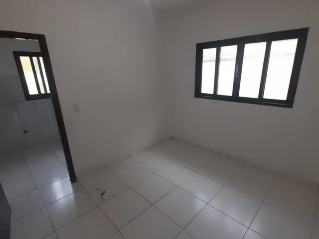 Imagem 2: CASA COM BOA LOCALIZAÇÃO NO BAIRRO SOUZA CRUZ