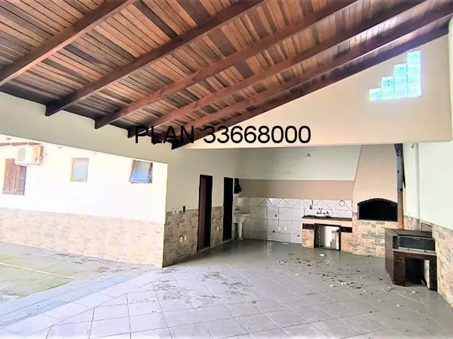 Imagem 12: Excelente casa térrea com um pátio amplo