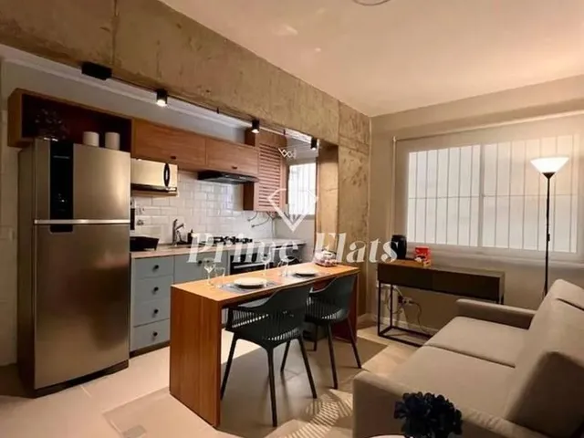 Imagem: O studio possui 1 Dormitório, 1 Suíte, 2 Banheiros, 1