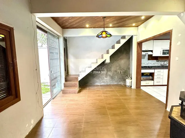 Imagem 3: Sobrado à venda no bairro Ponta Grossa - Porto Alegre/RS