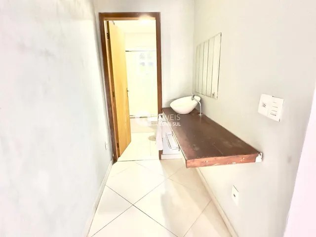 Imagem 7: Sobrado à venda no bairro Ponta Grossa - Porto Alegre/RS