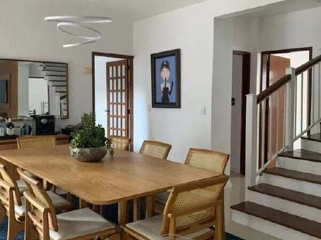 Imagem: Casa Padrão para alugar e Aluguel em Jurerê