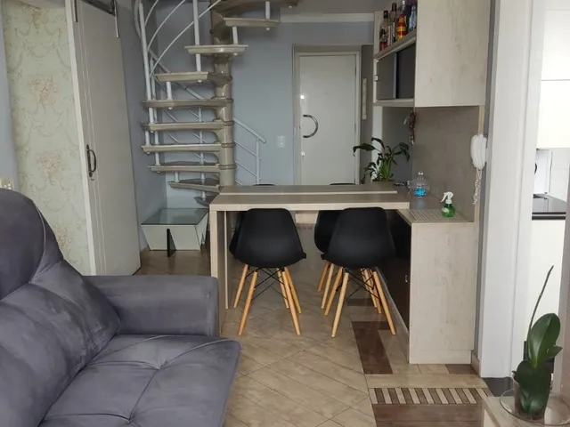 Imagem: O apartamento possui 3 Dormitórios, 1 Suíte, 3 Banheiros,