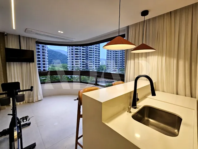 Imagem 9: Apartamento à venda Reformado, Decorado com Porteira Fechada na Barra da Tijuca, Rio de