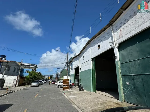 Imagem: SIQUEIRA ALUGA GALPÃO COMERCIAL DE 420m²