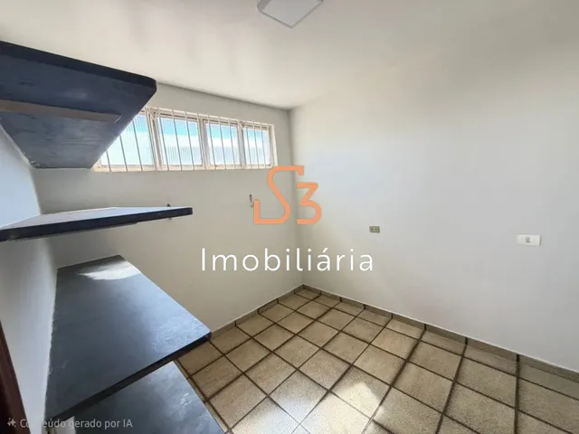 Imagem 10: Casa para Locação no Bairro Martins em Uberlândia-MG: 3 quartos, 2 suítes, 4