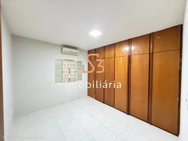 Imagem 8: Casa para Locação no Bairro Martins em Uberlândia-MG: 3 quartos, 2 suítes, 4