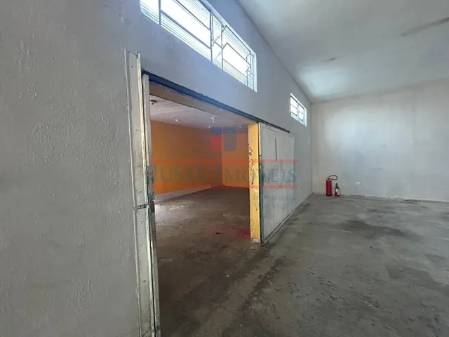 Imagem 2: Salão para Locação na Ário Barnabé