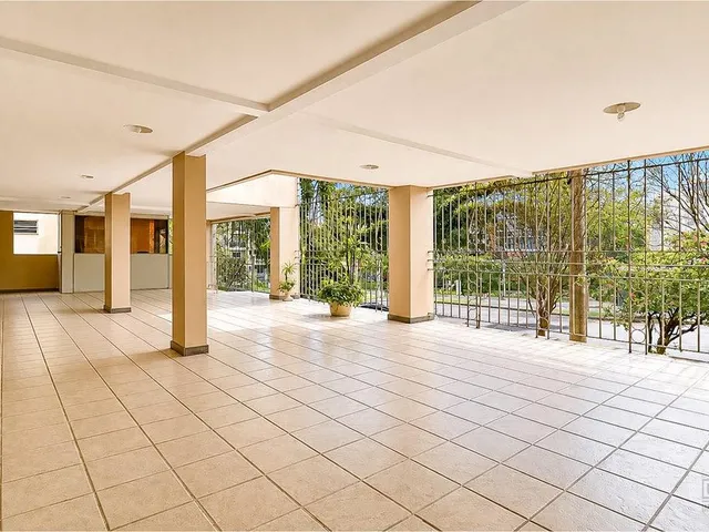 Imagem 3: Apartamento Térreo 65m² à Venda em Boa Vista, Porto Alegre: 2 Dormitórios, Cozinha