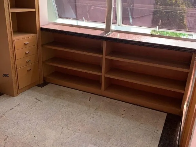 Imagem: Sala Comercial Mobiliada de 28m² em Moinhos