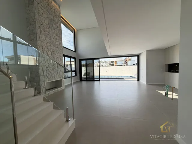 Imagem 6: CASA DE ALTO PADRÃO COM 4 SUÍTES À VENDA NO RESERVA DA PEDRA – PEDRA BRANCA