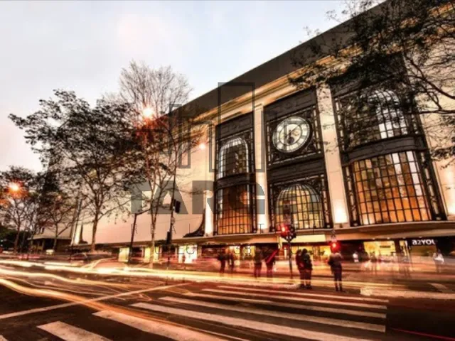 Imagem 5: Conjunto Comercial Mobiliado na Paulista com 350m² em Edifício Moderno