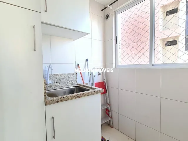 Imagem 10: Locação Anual com 02 suítes e 1 vaga de garagem privativa localizado em rua reta ao