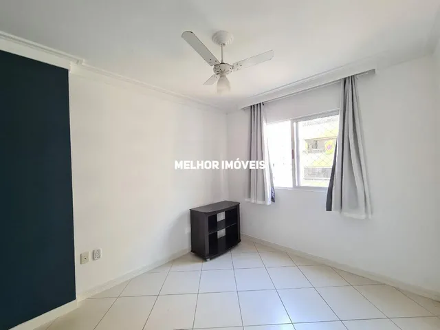 Imagem 3: Locação Anual com 02 suítes e 1 vaga de garagem privativa localizado em rua reta ao
