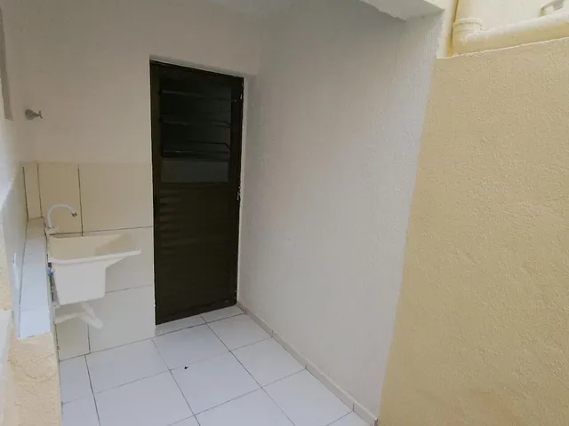Imagem 2: Apartamento à Venda em Pau Amarelo