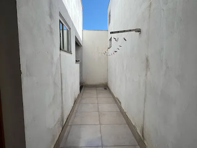 Imagem 2: Casa com 4 dormitórios à venda, 280 m² por R$ 650.000,00 - Residencial Barreiro