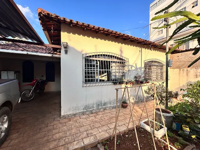 Imagem 9: Casa com 3 dormitórios à venda, 241 m² por R$ 950.000,00 - Centro - Patos de Minas/MG