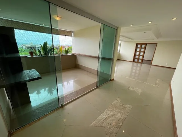 Imagem 8: VENDA - SQS 316 - APARTAMENTO DE CANTO - 247 M² - 4 QUARTOS - 2 SUÍTES - NASCENTE