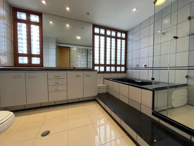 Imagem 11: VENDA - SQS 316 - APARTAMENTO DE CANTO - 247 M² - 4 QUARTOS - 2 SUÍTES - NASCENTE