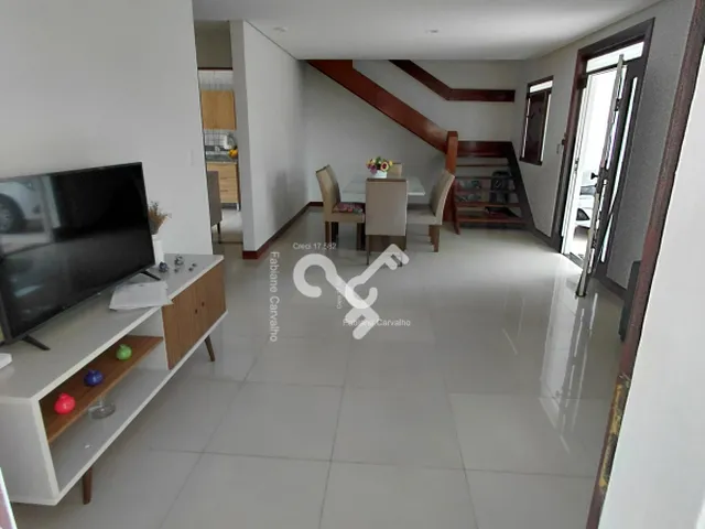 Imagem 2: ESTRADA DO COCO, Abrantes. Duplex composto de 4 quartos sendo 1 suíte superior e 1