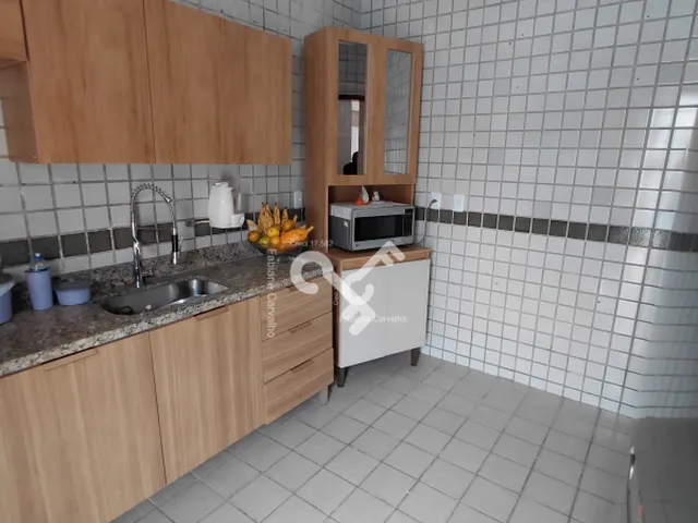 Imagem 10: ESTRADA DO COCO, Abrantes. Duplex composto de 4 quartos sendo 1 suíte superior e 1