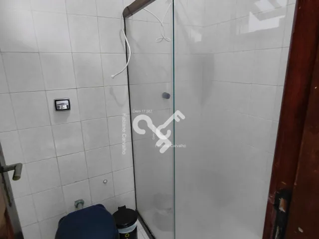 Imagem 12: ESTRADA DO COCO, Abrantes. Duplex composto de 4 quartos sendo 1 suíte superior e 1