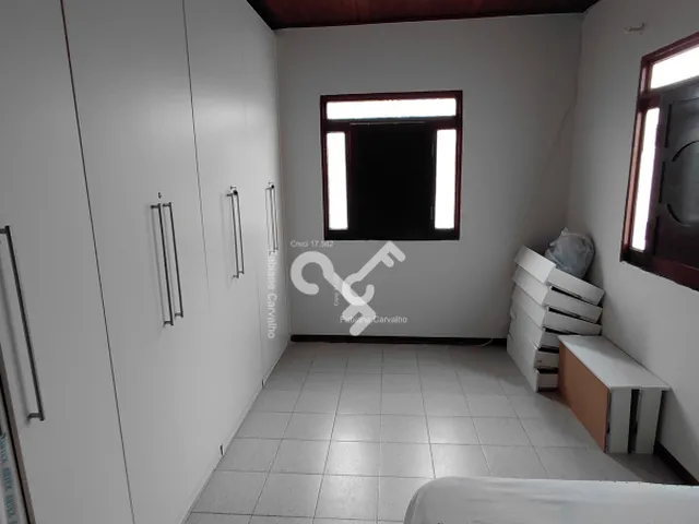 Imagem 14: ESTRADA DO COCO, Abrantes. Duplex composto de 4 quartos sendo 1 suíte superior e 1