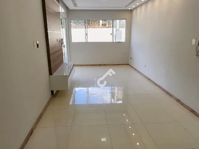 Imagem 3: ESTRADA DO COCO, Abrantes. Casa térrea composta de 2 quartos sendo 1 suíte e 1 quarto