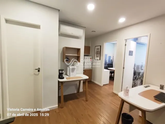 Imagem: SALA COMERCIAL COM 42M² MOBILIADA, AR CONDICIONADOS