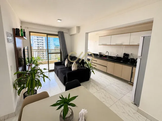 Imagem: O apartamento possui 2 Dormitórios, 1 Suíte, 1 Banheiro,