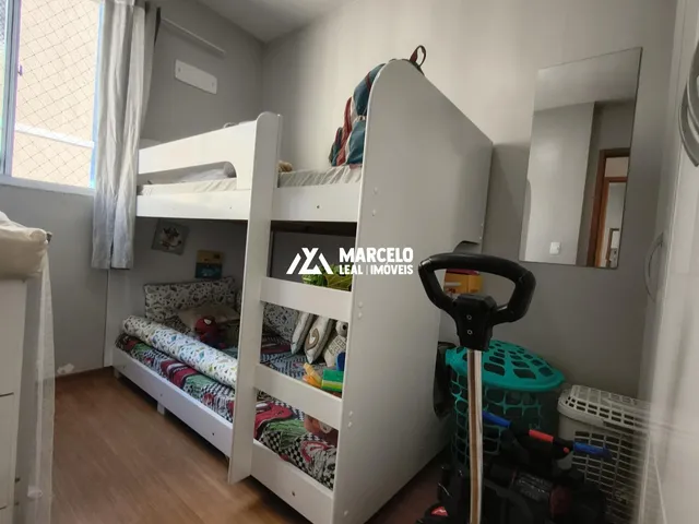 Imagem 8: VENDO apto de 3º andar com excelentes armários planejados na cozinha no Condomín