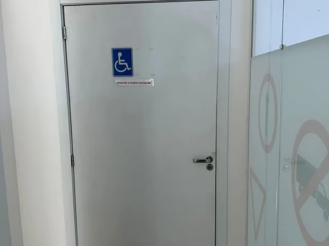 Imagem 11: Sala comercial Sala comercial com 3 banheiros