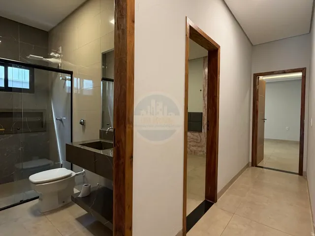 Imagem 8: Casa com piscina