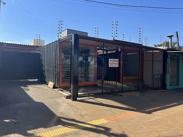 Imagem 15: 2 CONTAINER COM CASA NOS FUNDOS