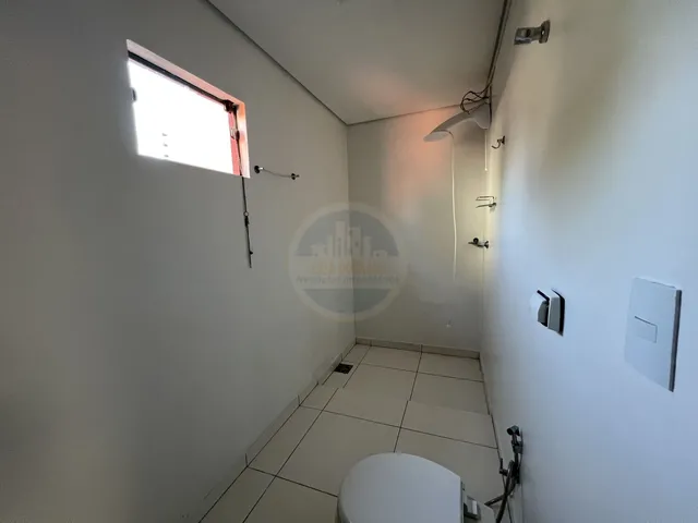 Imagem 11: 2 CONTAINER COM CASA NOS FUNDOS