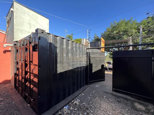 Imagem 9: 2 CONTAINER COM CASA NOS FUNDOS