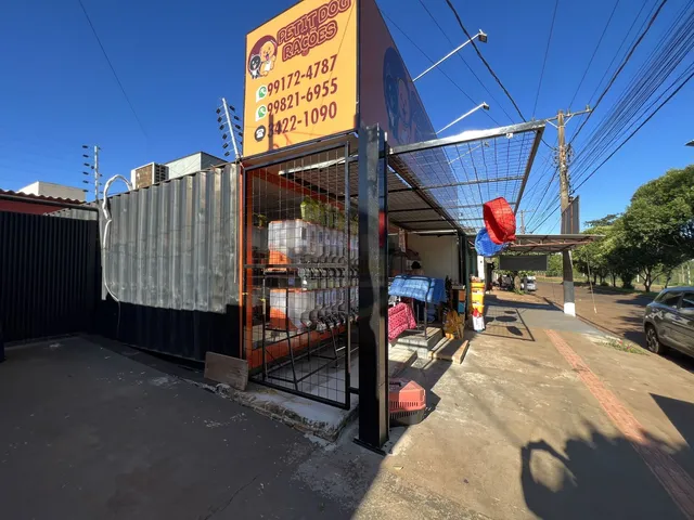 Imagem 14: 2 CONTAINER COM CASA NOS FUNDOS