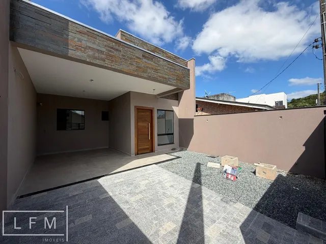 Imagem 9: Casa terrea pronta para morar em Balneario Picarras Sc